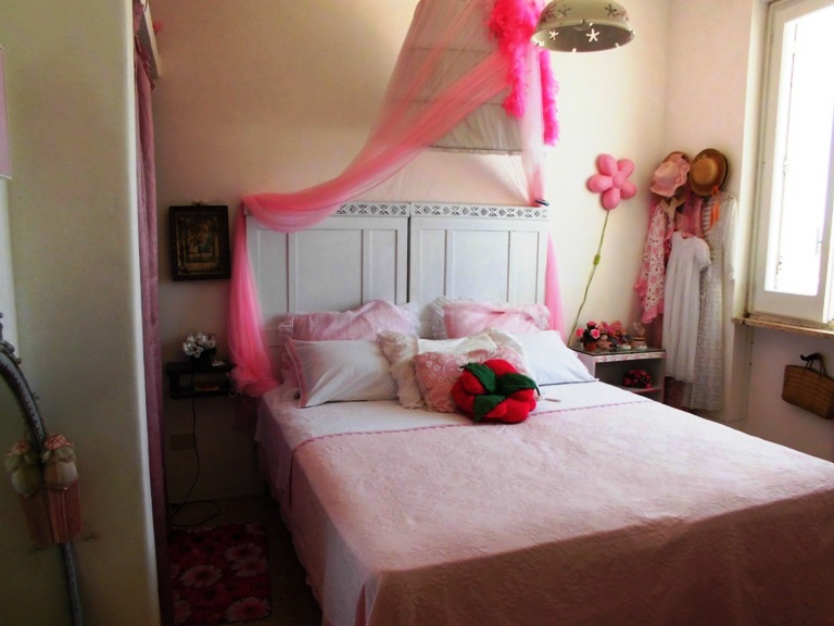 Quarta camera da letto matrimoniale, camera rosa